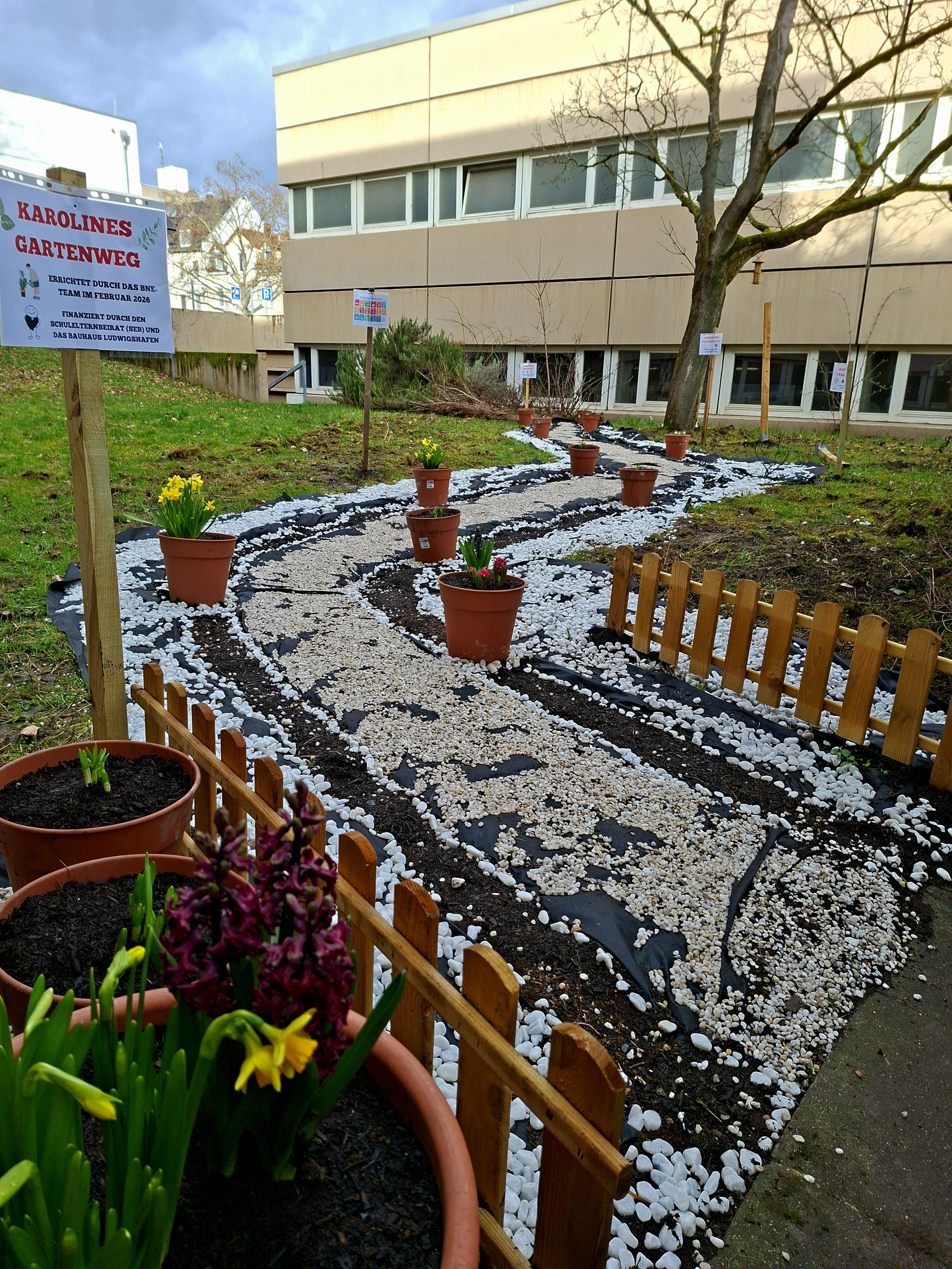 2026-Karolines-Gartenweg-07